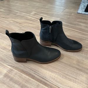 Lucky Brand Prenma Bootie - Black Leather Block
Heel Zip-Up Ankle Boots